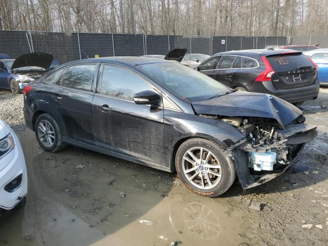 1FADP3F24HL345314 - 2017 FORD FOCUS SE BLACK photo 4