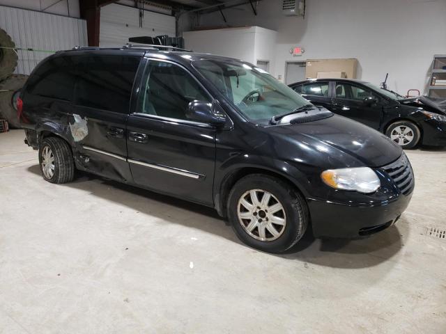 2C4GP54L95R316747 - 2005 CHRYSLER TOWN & COU TOURING შავი ფოტო 4