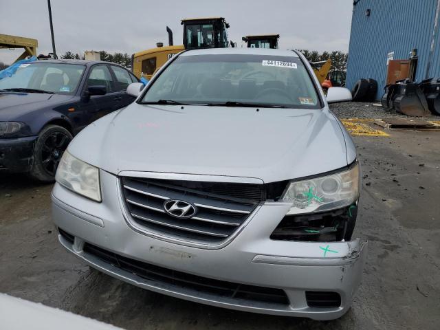 5NPET46CX9H456867 - 2009 HYUNDAI SONATA GLS SILVER photo 5