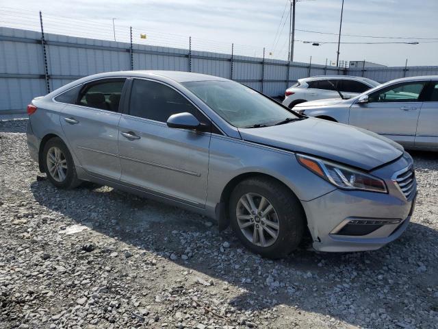 5NPE24AF9FH008488 - 2015 HYUNDAI SONATA SE SILVER photo 4