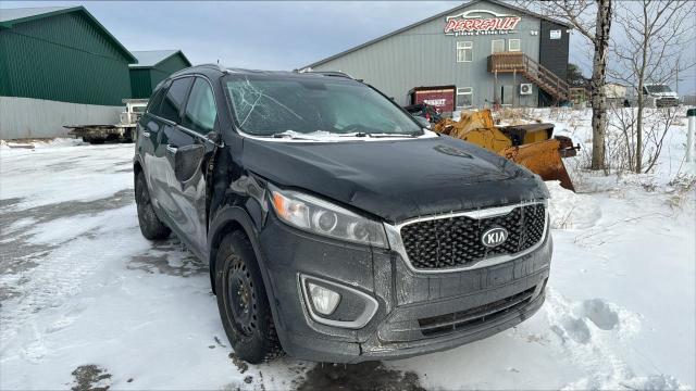 5XYPG4A32GG044175 - 2016 KIA SORENTO LX BLACK photo 4