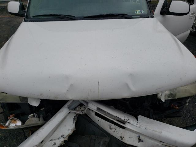 3GNFK16Z83G152762 - 2003 CHEVROLET SUBURBAN K1500 WHITE photo 12