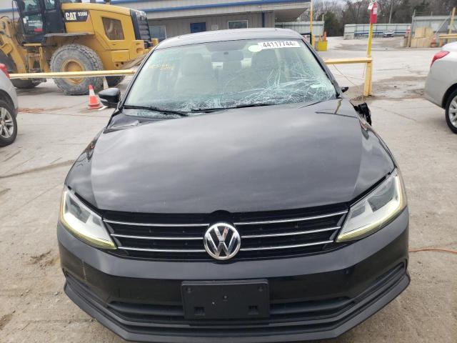 3VWDB7AJ1HM262062 - 2017 VOLKSWAGEN JETTA SE BLACK photo 5