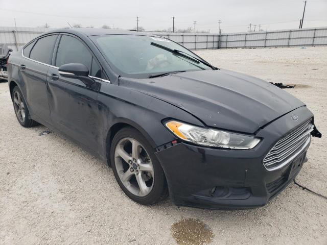 3FA6P0H79FR143857 - 2015 FORD FUSION SE BLACK photo 4