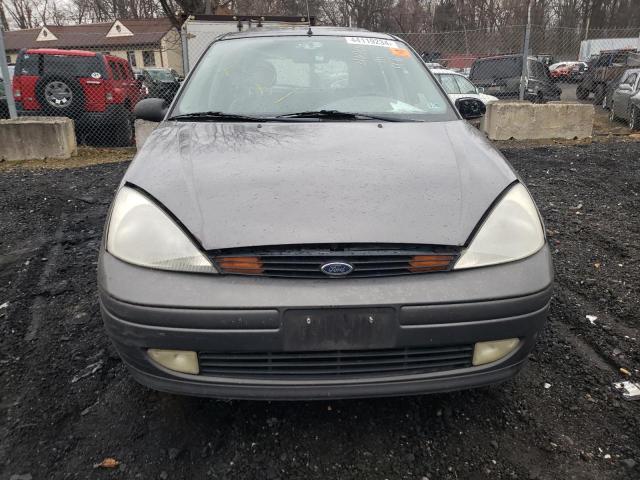 3FAHP37382R231785 - 2002 FORD FOCUS ZX5 GRAY photo 5