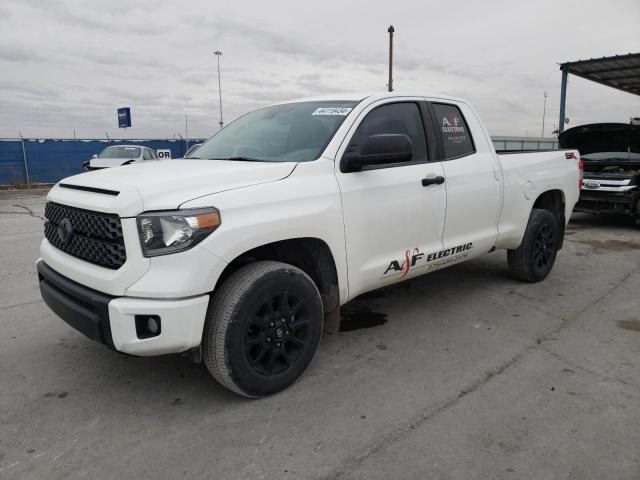 5TFUY5F10LX883648 - 2020 TOYOTA TUNDRA DOUBLE CAB SR/SR5 WHITE photo 1