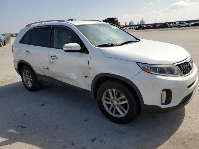 5XYKT3A67EG501103 - 2014 KIA SORENTO LX WHITE photo 4