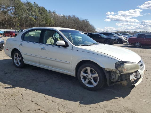 JN1DA31D92T407398 - 2002 NISSAN MAXIMA GLE WHITE photo 4