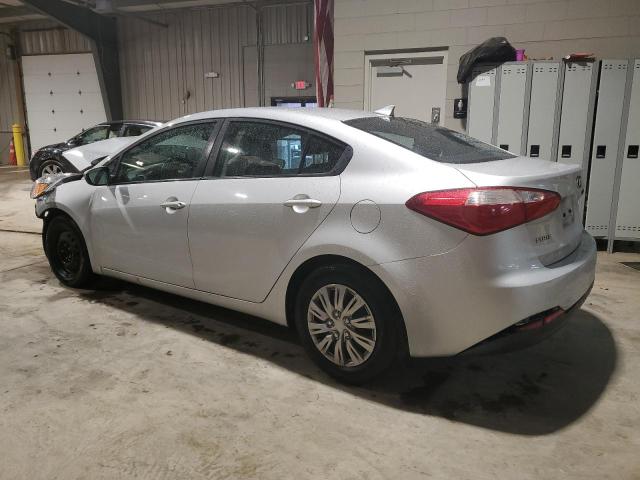 KNAFK4A6XG5520585 - 2016 KIA FORTE LX SILVER photo 2