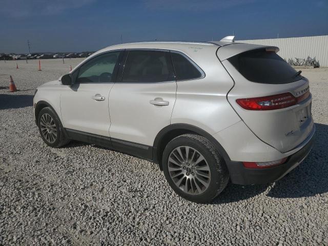 5LMCJ2A92FUJ21979 - 2015 LINCOLN MKC WHITE photo 2