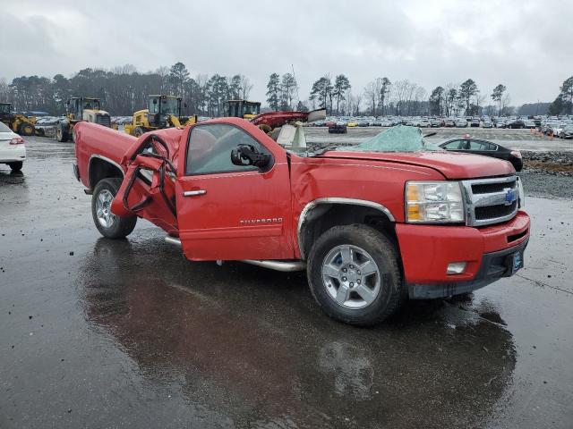 1GCSCTE01AZ249754 - 2010 CHEVROLET SILVERADO C1500 LTZ RED photo 4