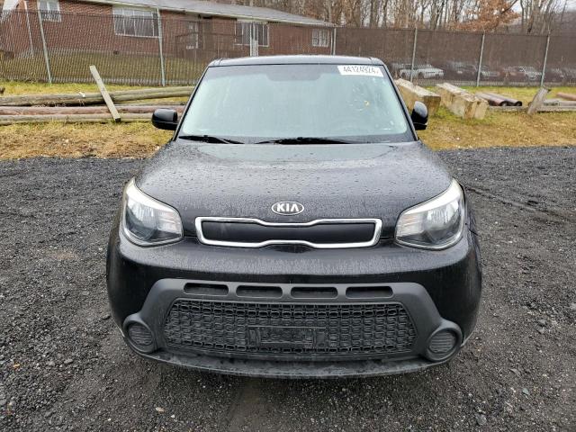 KNDJN2A21G7317160 - 2016 KIA SOUL BLACK photo 5