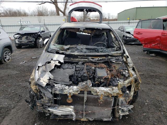 JTDKARFP1H3001666 - 2017 TOYOTA PRIUS PRIM 烧焦的 照片 5