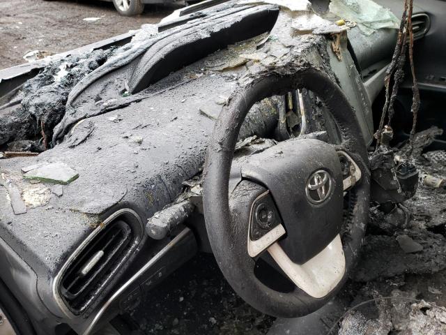 JTDKARFP1H3001666 - 2017 TOYOTA PRIUS PRIM 烧焦的 照片 9