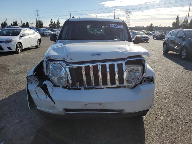 1J8GP58K98W254742 - 2008 JEEP LIBERTY LIMITED WHITE photo 5