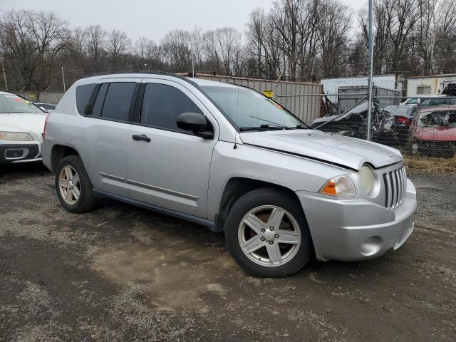 1J8FT47W27D428067 - 2007 JEEP COMPASS GRAY photo 4