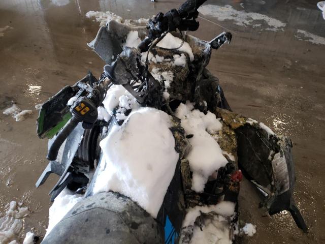 2BPSUHGA9GV000130 - 2016 SKI DOO RENEGADE BLUE photo 9