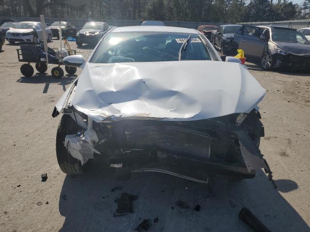 5NPD84LF5JH370723 - 2018 HYUNDAI ELANTRA SEL WHITE photo 5