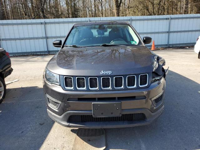 3C4NJDAB1JT179826 - 2018 JEEP COMPASS SPORT GRAY photo 5