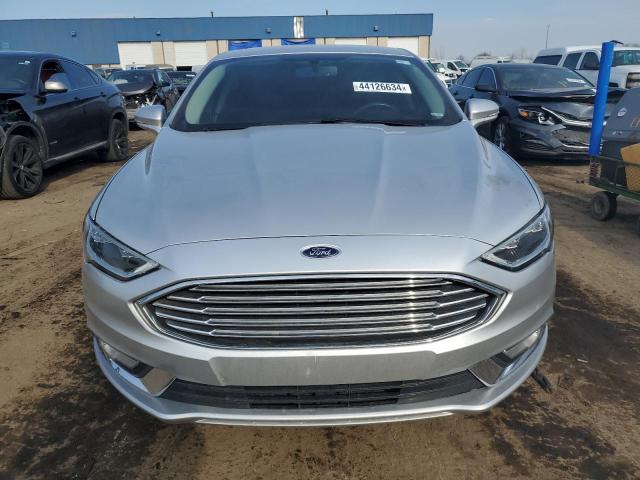 3FA6P0H94HR283142 - 2017 FORD FUSION SE SILVER photo 5