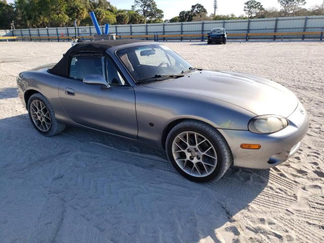 JM1NB353820226147 - 2002 MAZDA MX-5 MIATA BASE GRAY photo 4
