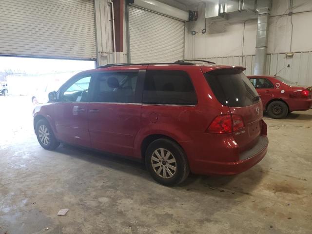 2V8HW44189R559377 - 2009 VOLKSWAGEN ROUTAN S RED photo 2