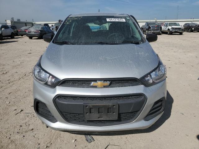 KL8CB6SA8JC451895 - 2018 CHEVROLET SPARK LS SILVER photo 5