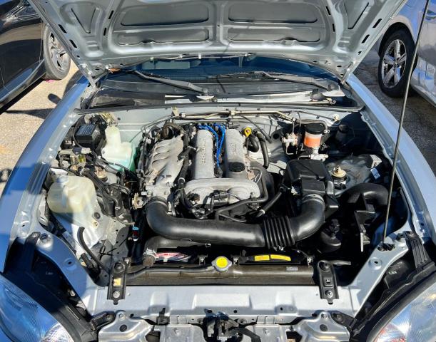 JM1NB3532Y0147646 - 2000 MAZDA MX-5 MIATA BASE SILVER photo 11