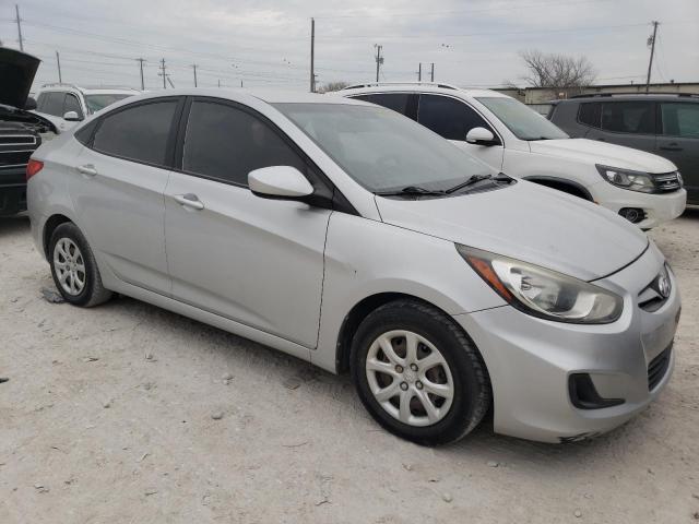 KMHCT4AE3DU530656 - 2013 HYUNDAI ACCENT GLS SILVER photo 4