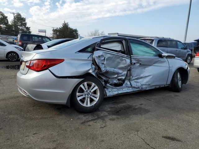 5NPEB4AC5BH200457 - 2011 HYUNDAI SONATA GLS SILVER photo 3