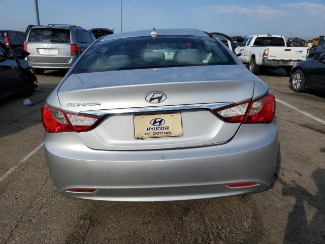 5NPEB4AC5BH200457 - 2011 HYUNDAI SONATA GLS SILVER photo 6