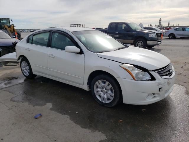 1N4AL2AP9AN418392 - 2010 NISSAN ALTIMA BASE WHITE photo 4