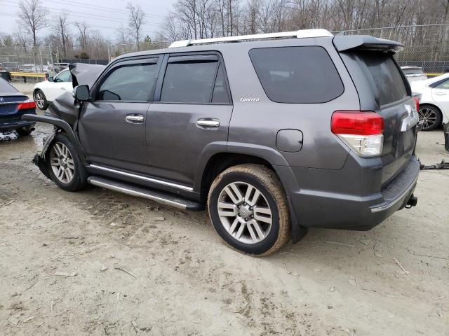 JTEBU5JR5D5142260 - 2013 TOYOTA 4RUNNER SR5 GRAY photo 2