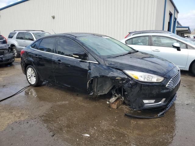 1FADP3J27JL294498 - 2018 FORD FOCUS TITANIUM BLACK photo 4