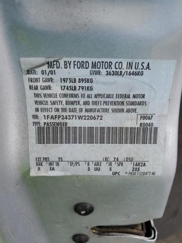 1FAFP34371W220672 - 2001 FORD FOCUS SE SILVER photo 12