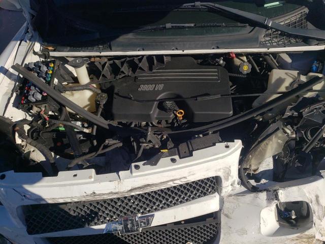 1GNDV23188D188989 - 2008 CHEVROLET UPLANDER C LS WHITE photo 11