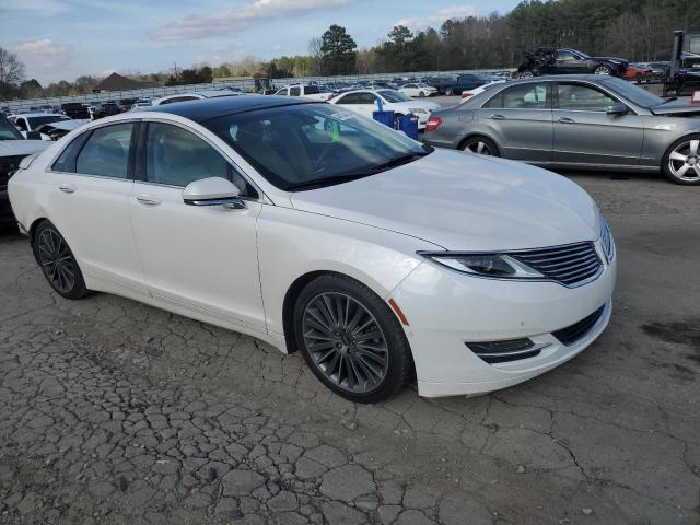 3LN6L2GK9DR803380 - 2013 LINCOLN MKZ WHITE photo 4