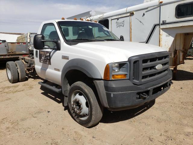 1FDXF46P65EC65794 - 2005 FORD F450 SUPER DUTY WHITE photo 1