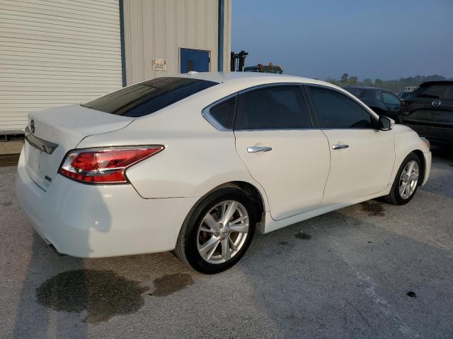 1N4AL3AP3EC106186 - 2014 NISSAN ALTIMA 2.5 WHITE photo 3