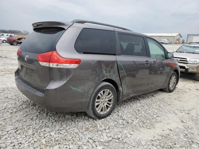 5TDYK3DC9CS247036 - 2012 TOYOTA SIENNA XLE GRAY photo 3