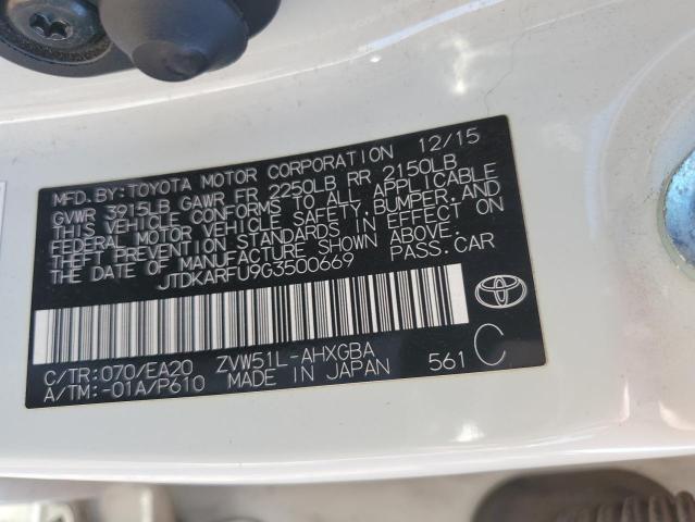 JTDKARFU9G3500669 - 2016 TOYOTA PRIUS WHITE photo 12