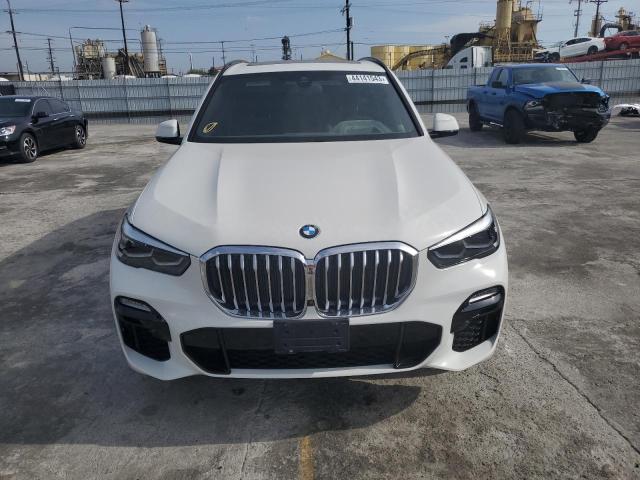 5UXCR6C54KLK79465 - 2019 BMW X5 XDRIVE40I WHITE photo 5