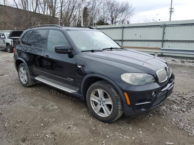 5UXZV8C54BL421816 - 2011 BMW X5 XDRIVE50I BLACK photo 4