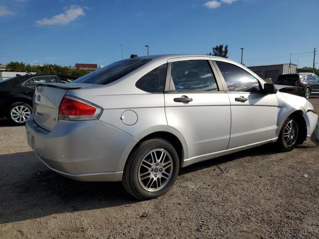 1FAHP3FN6BW187298 - 2011 FORD FOCUS SE GRAY photo 3