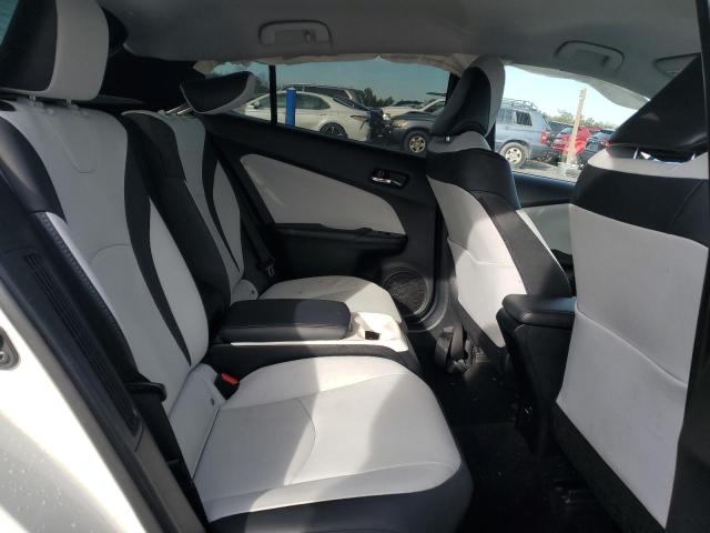 JTDKARFP9K3116975 - 2019 TOYOTA PRIUS PRIM 白色 照片 10