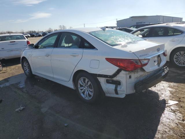 5NPEB4AC0BH259626 - 2011 HYUNDAI SONATA GLS WHITE photo 2