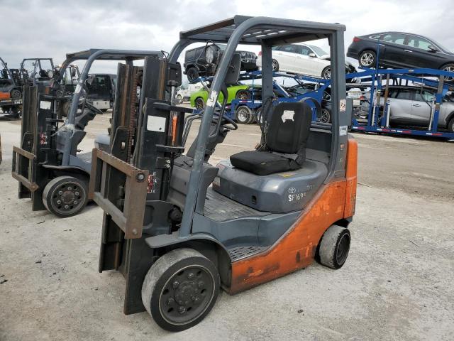 67886 - 2015 TOYOTA FORKLIFT ORANGE photo 2