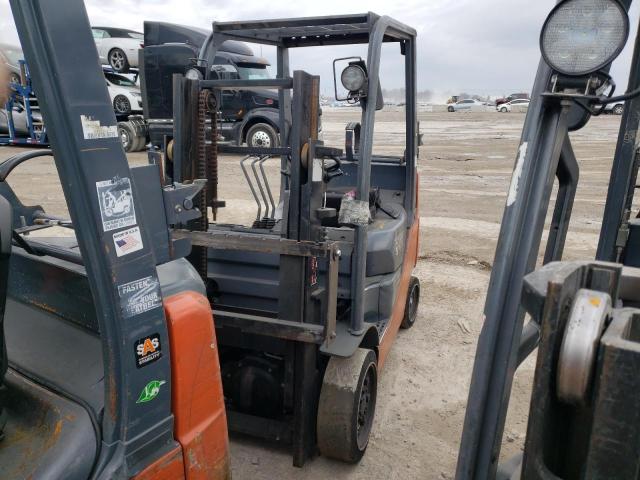 67918 - 2015 TOYOTA FORKLIFT ORANGE photo 2