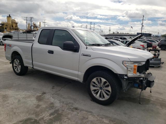 1FTEX1CP7JKF28740 - 2018 FORD F150 SUPER CAB SILVER photo 4