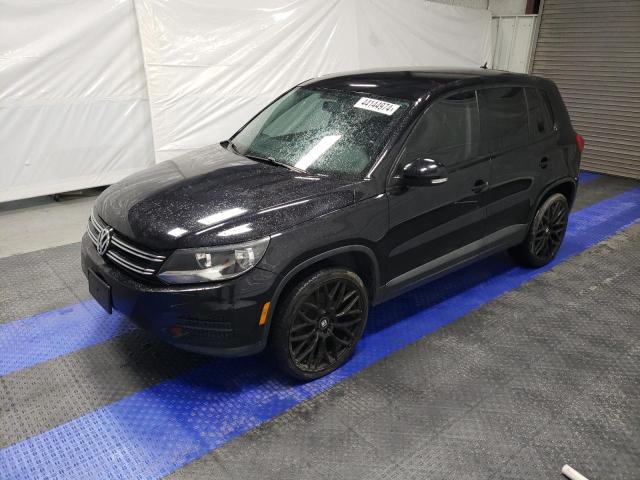 2013 VOLKSWAGEN TIGUAN S, 